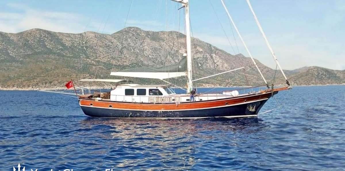 CARPEDIEM CORAL yacht charter 2
