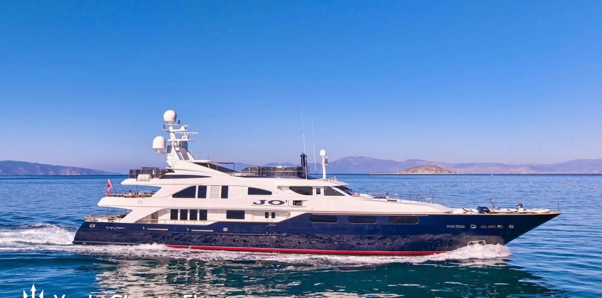 JO I yacht charter 2