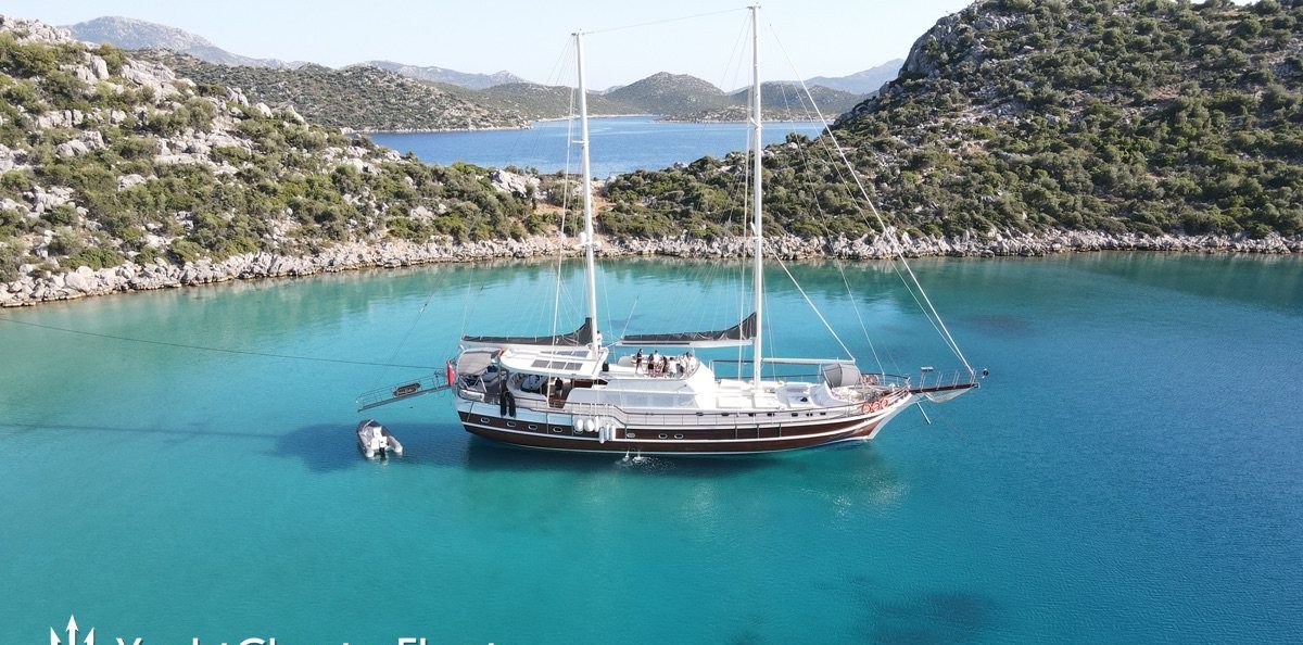 PRENSES ESILA yacht charter 2