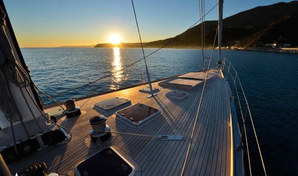 TESS yacht charter 4
