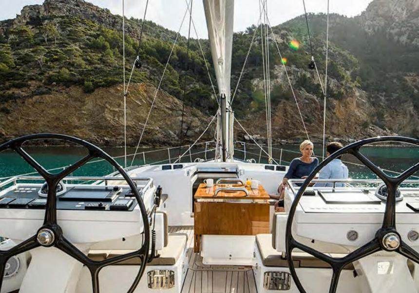 ALIKA yacht charter 3