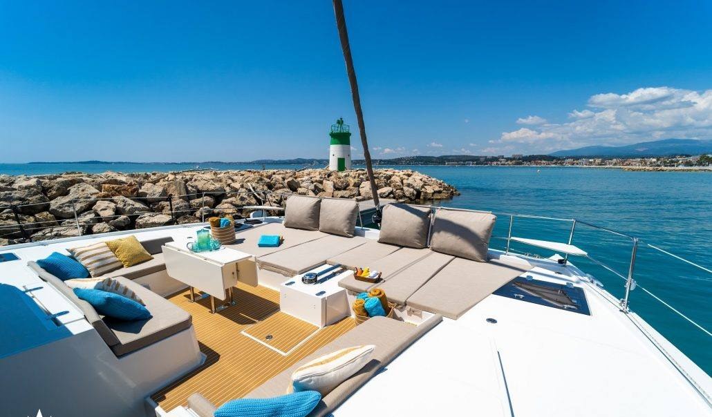 SIGNATURE VISION yacht charter 5
