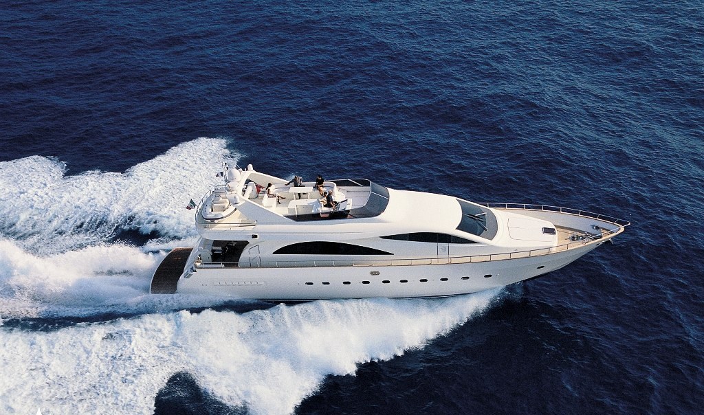 JAUNI yacht charter 3