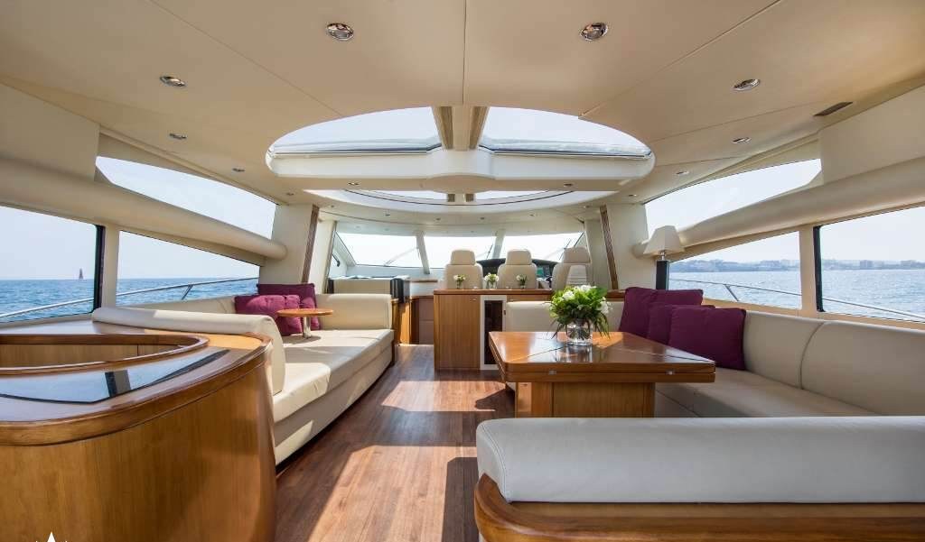 INFINITO yacht charter 5