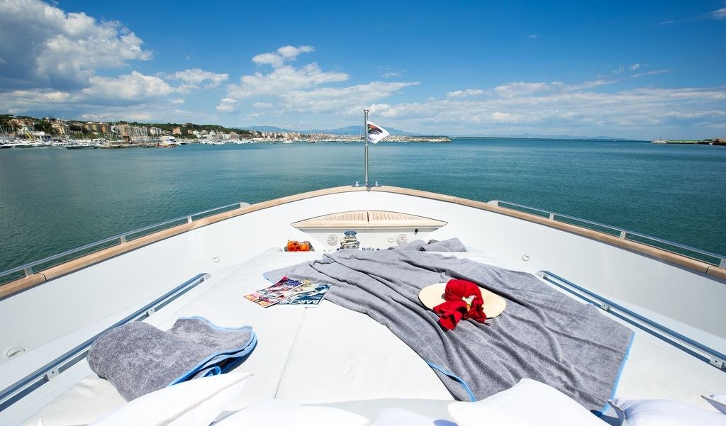 CAMILLA A yacht charter 3