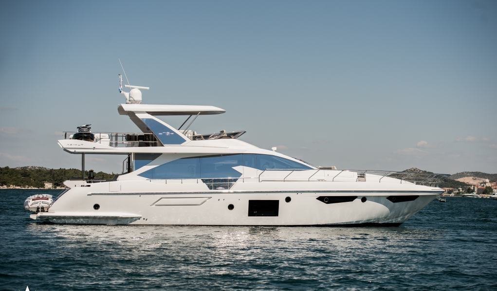 ALYSS yacht charter 2