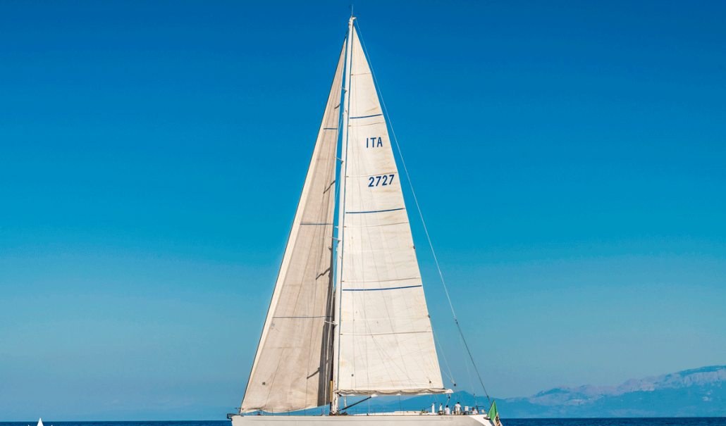 LOGICA yacht charter 2