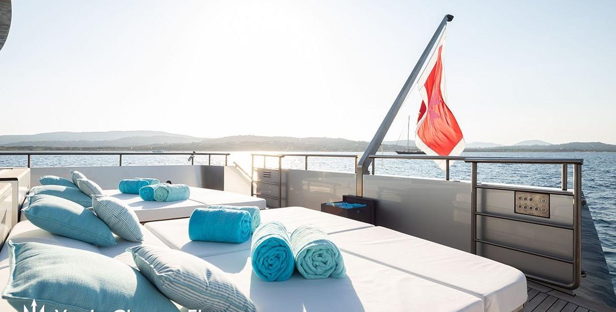 FALCO MOSCATA yacht charter 4