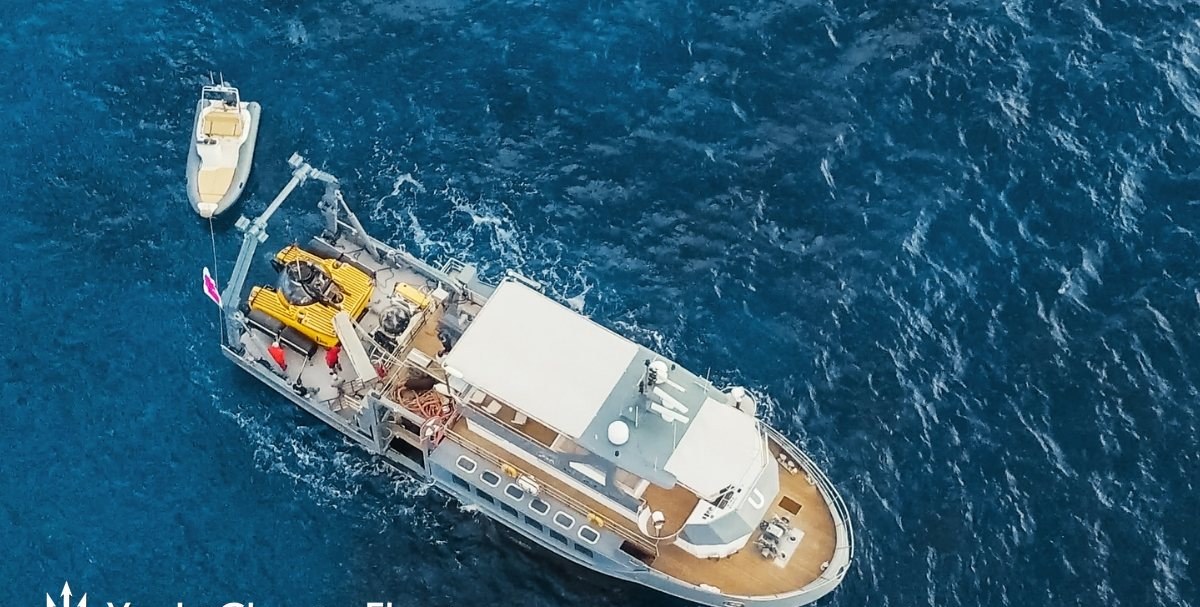 U-BOAT NAVIGATOR yacht charter 5