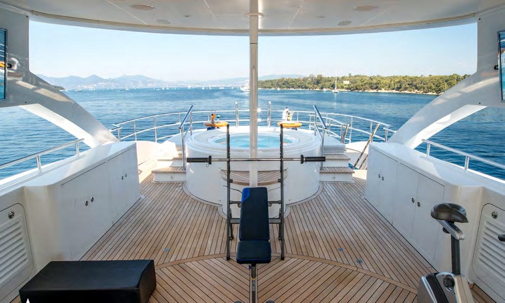SIROCCO yacht charter 5