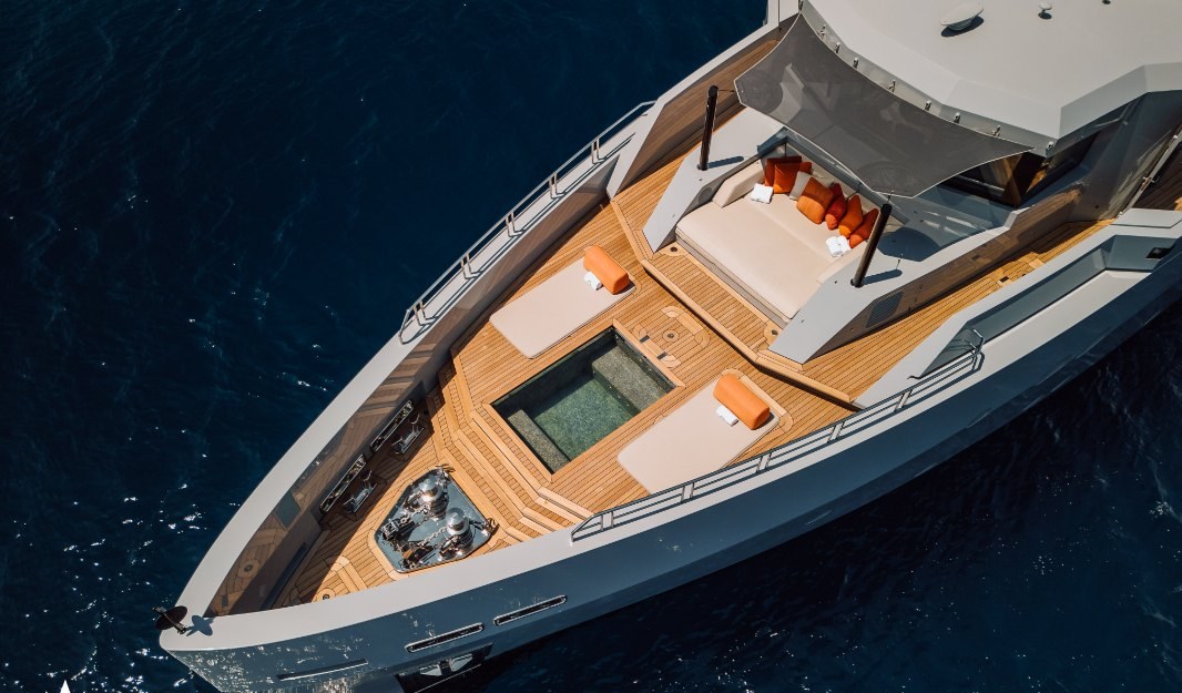 CARMEN yacht charter 3