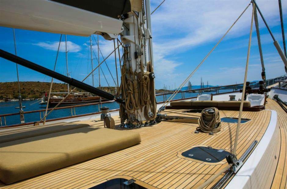 ZANZIBA yacht charter 4