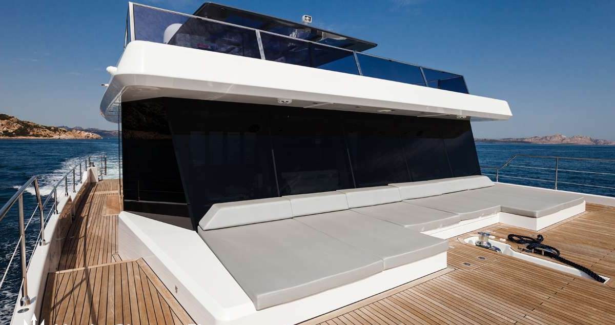 MAYRILOU yacht charter 3