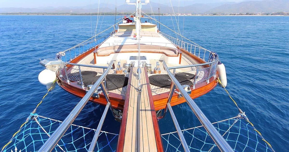 LUCE DEL MARE yacht charter 3