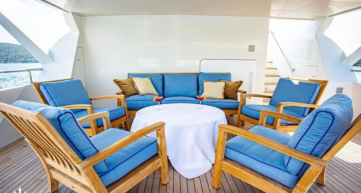 MILAYA yacht charter 5