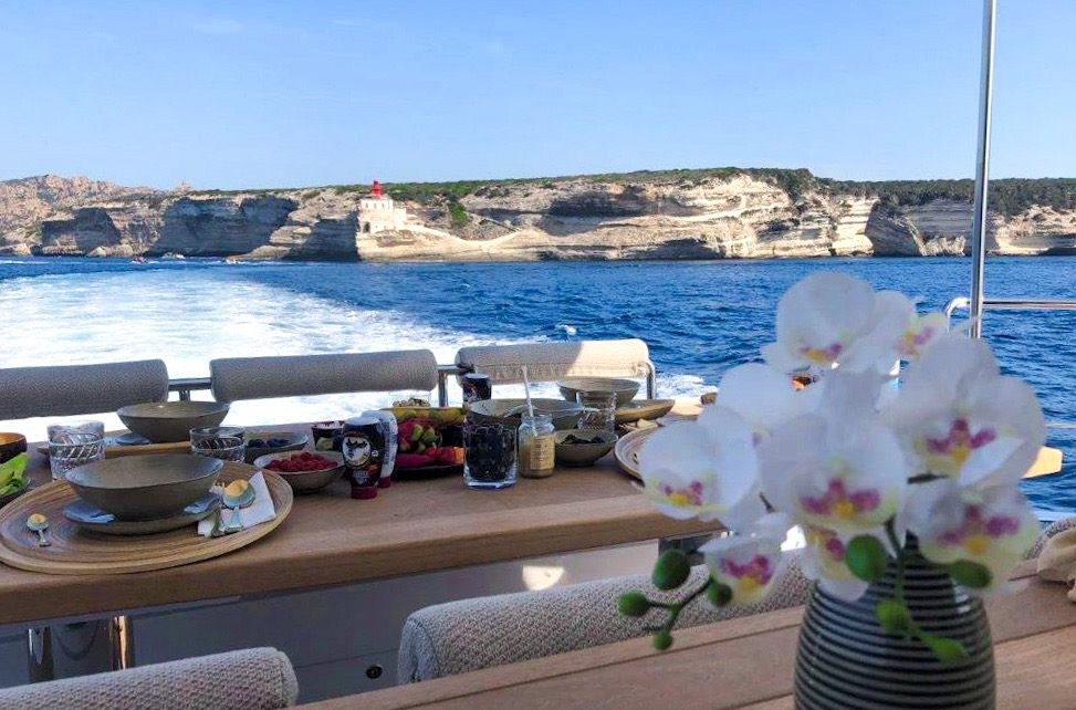 GOLDFINGER yacht charter 4