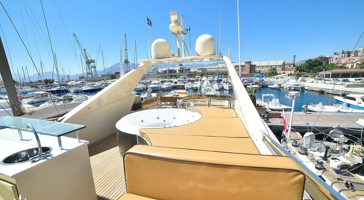 ANDEA yacht charter 5