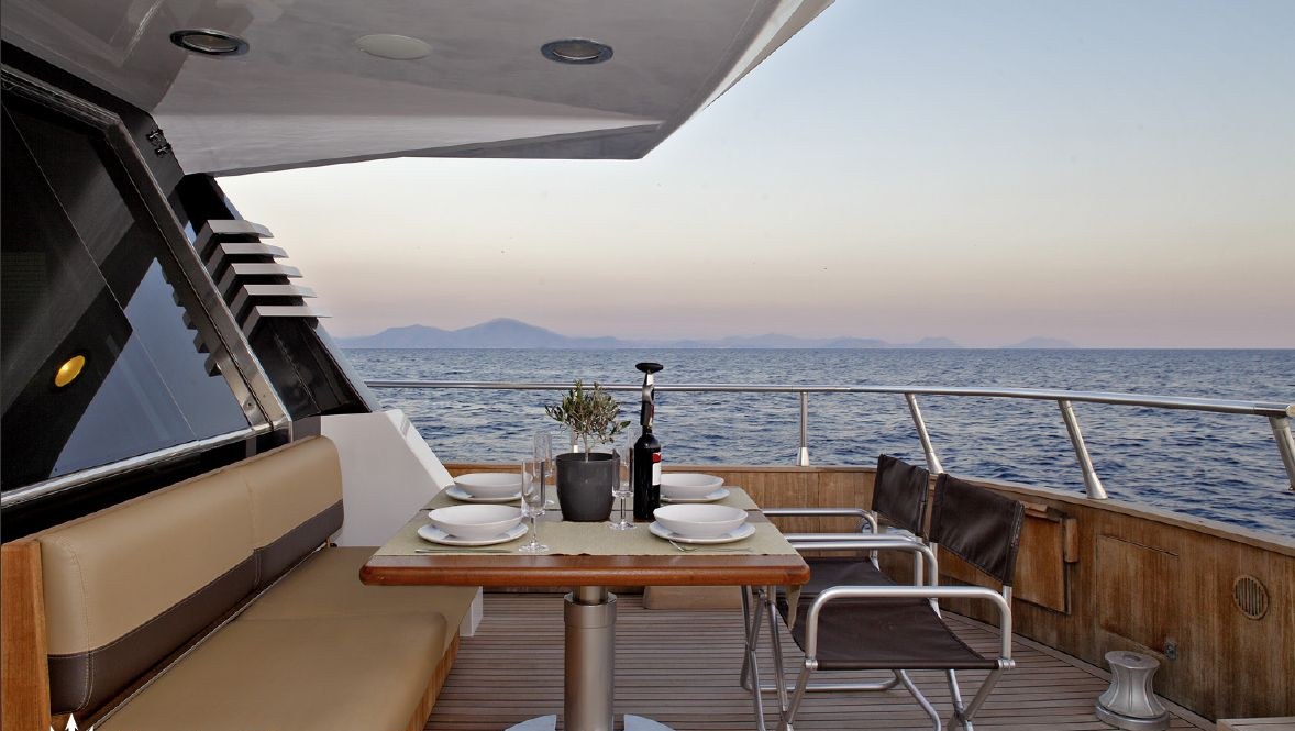 SEA HEART yacht charter 5