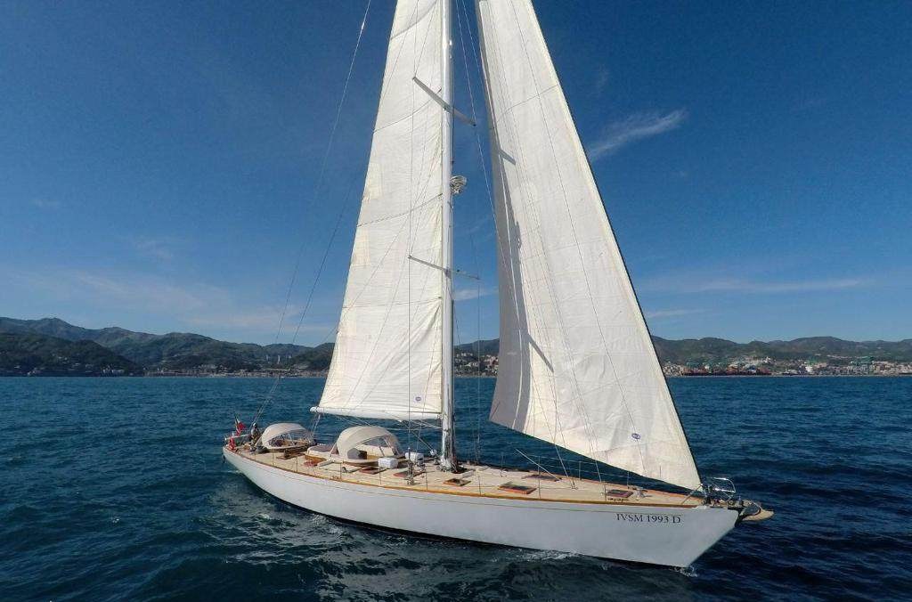 QUARTA SANTA MARIA yacht charter 2