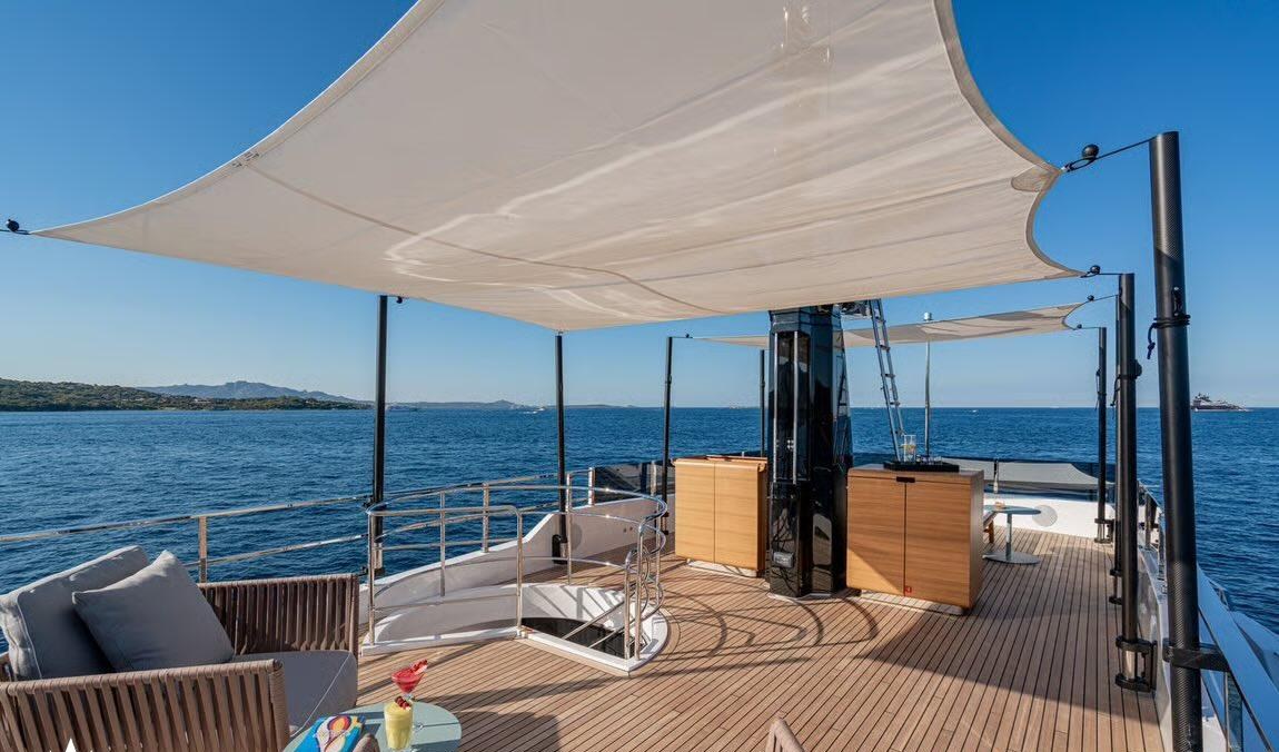 TWINS yacht charter 4