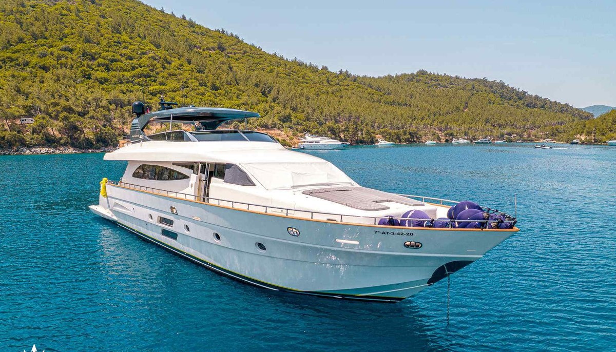 LIBERATA yacht charter 2