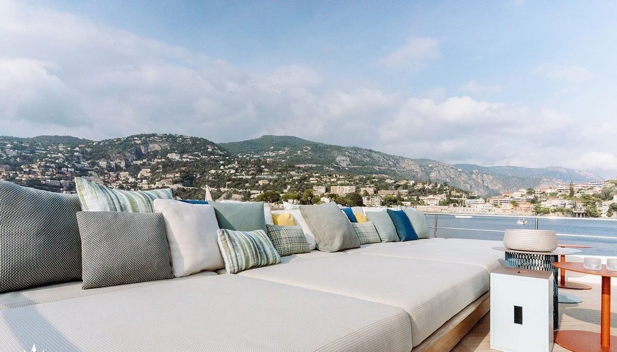 SAL yacht charter 5
