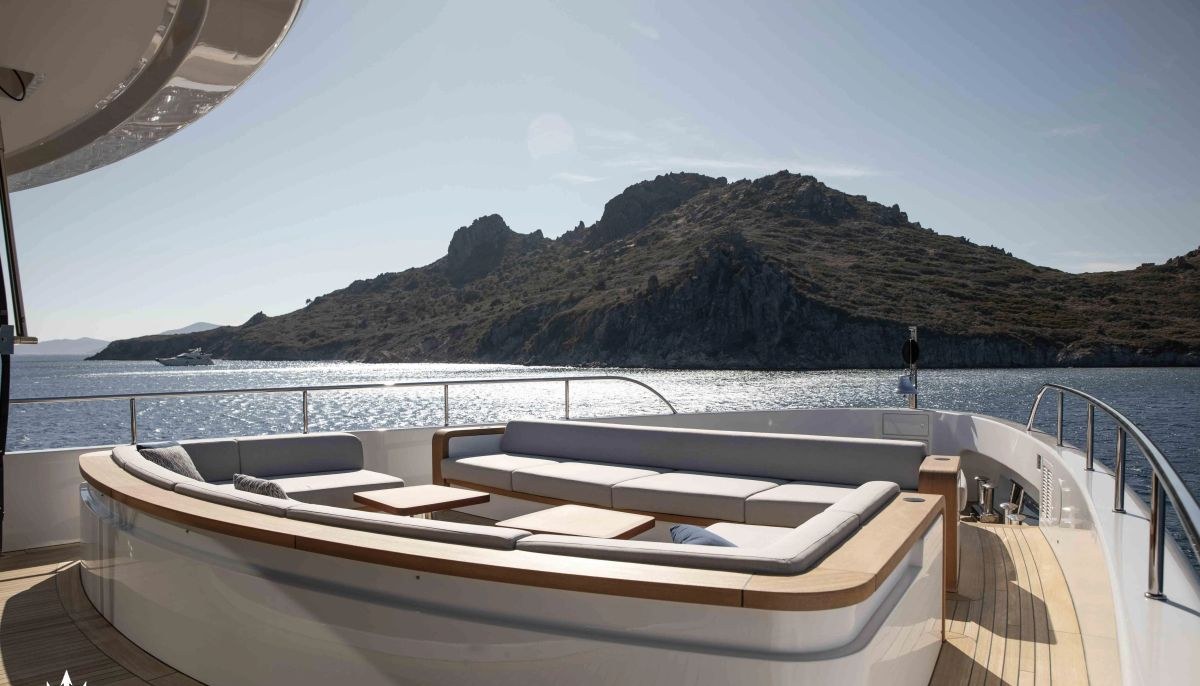 LEXSEA yacht charter 3