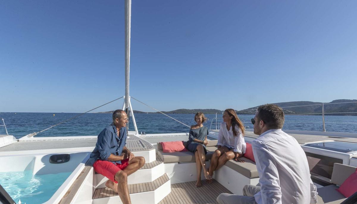 PIXIE yacht charter 4