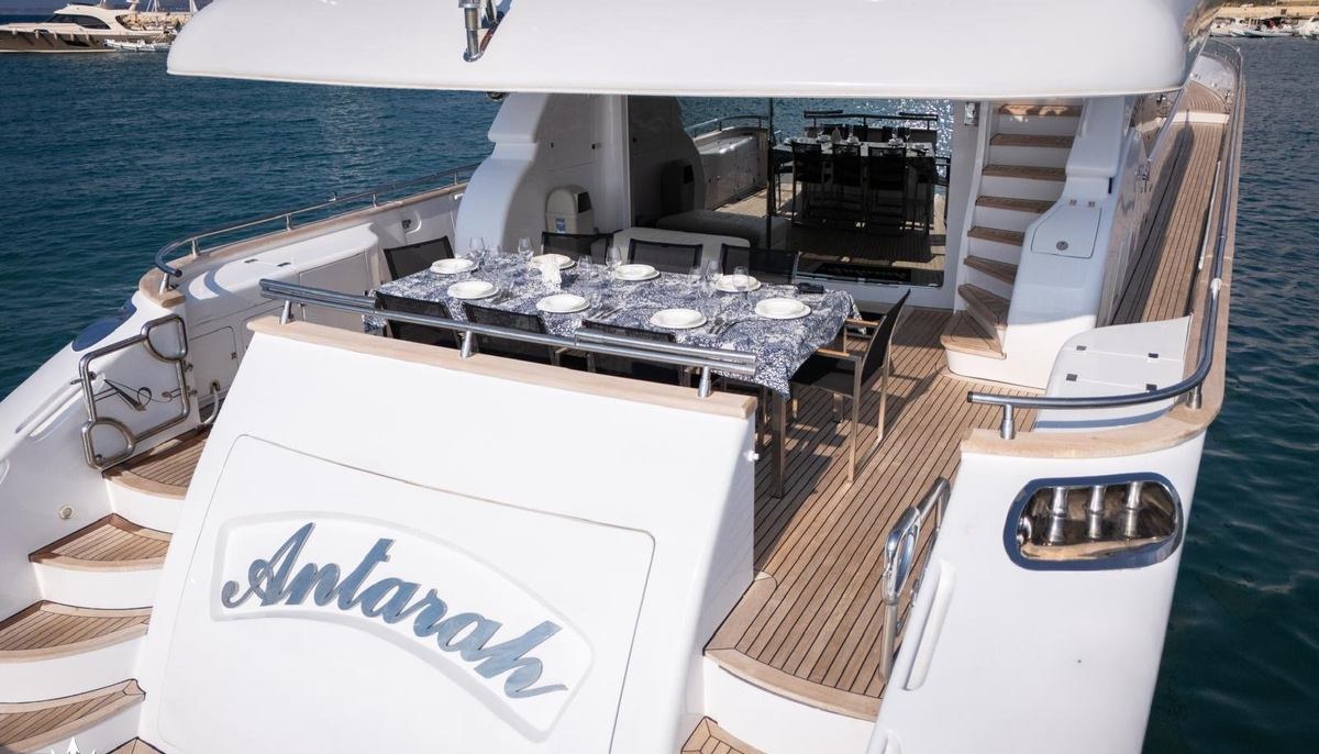 ANTARAH yacht charter 5