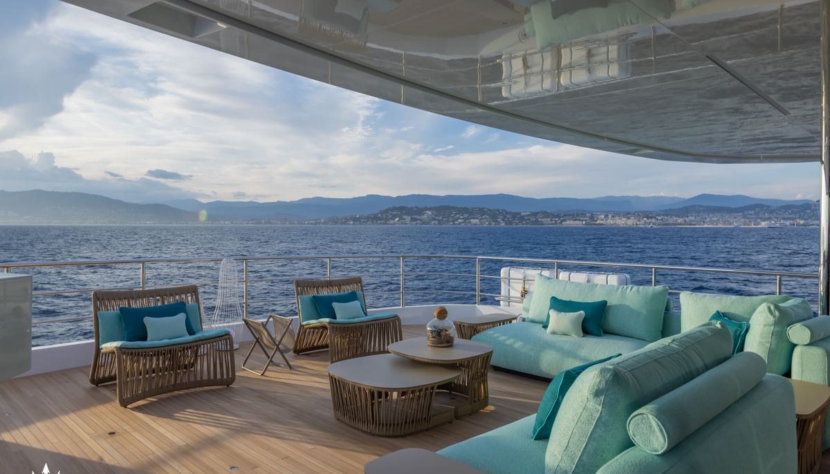 EMOCEAN yacht charter 5