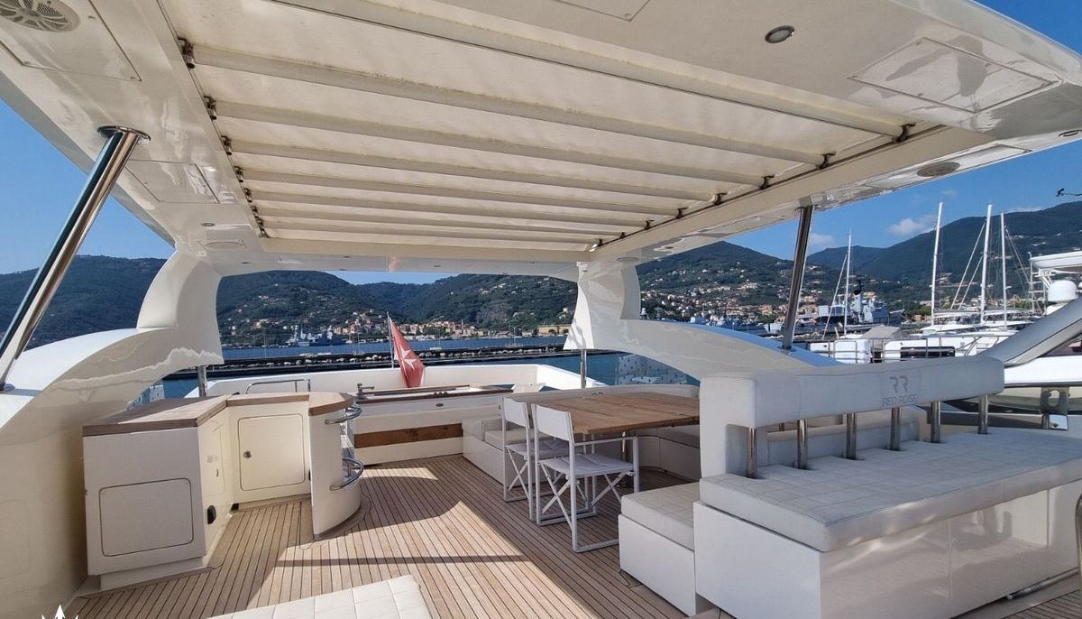 RED ROSE yacht charter 5