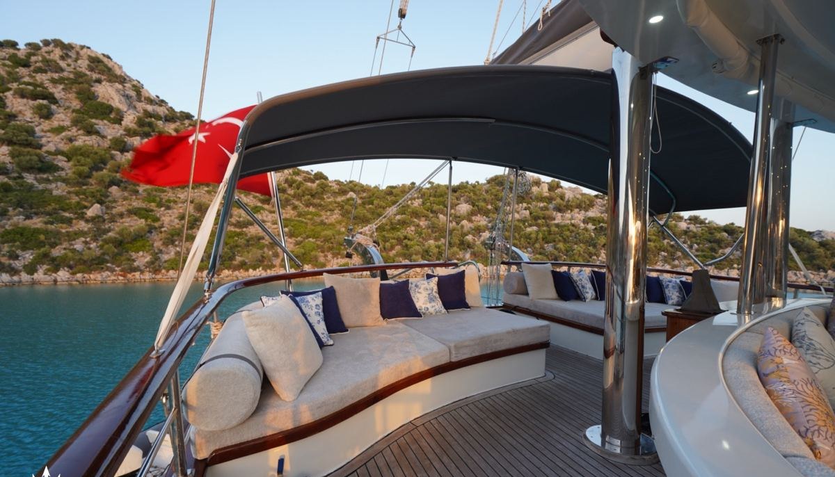 PRENSES ESILA yacht charter 5