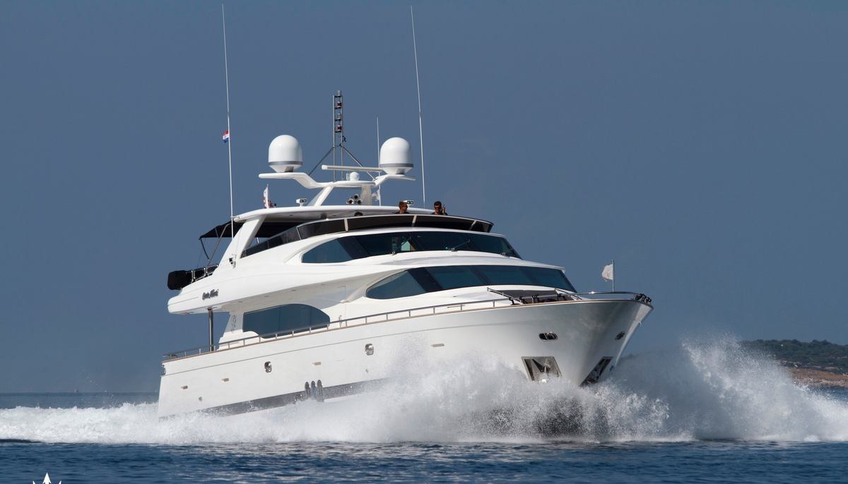 CONTE ALBERTI yacht charter 2