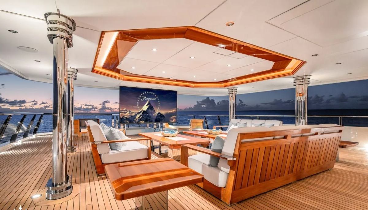 BATELLO yacht charter 3