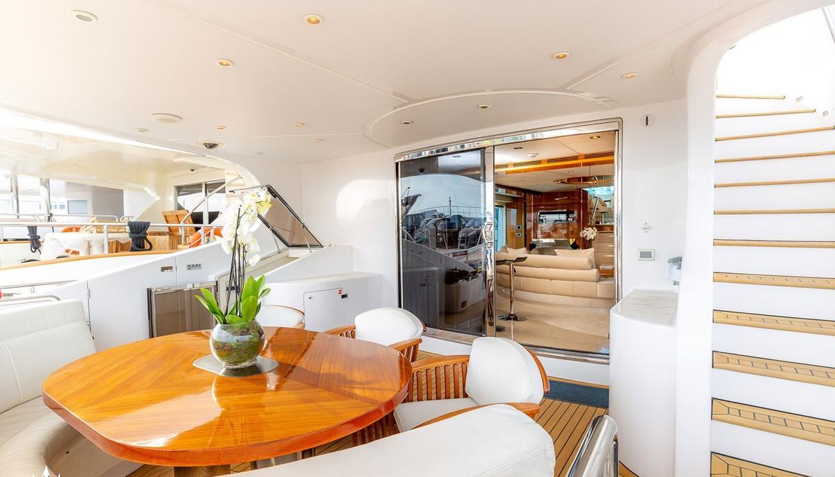 SEA BREEZE ONE yacht charter 4