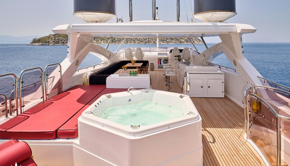 WHITE PEARL I yacht charter 4