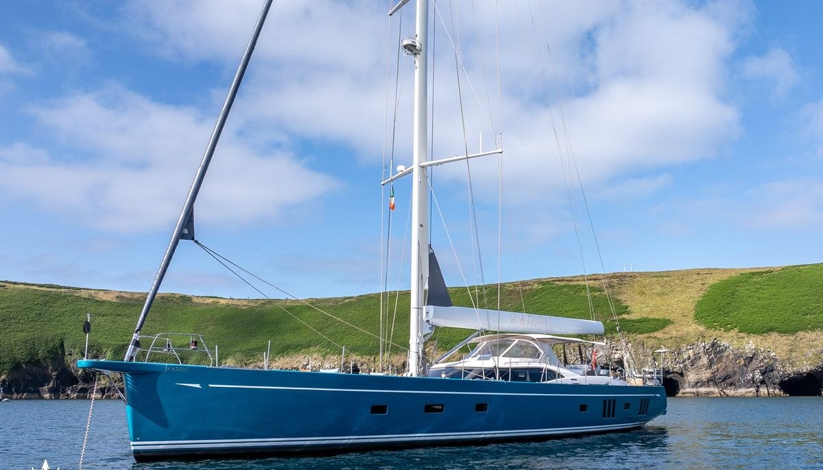 KARIBU yacht charter 2