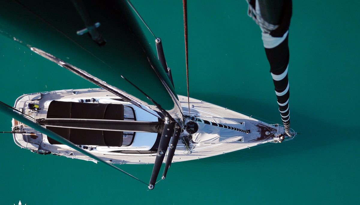 SPIRIT OF PHANTOM yacht charter 3