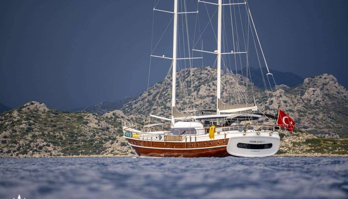 KAAN AYAZ yacht charter 3