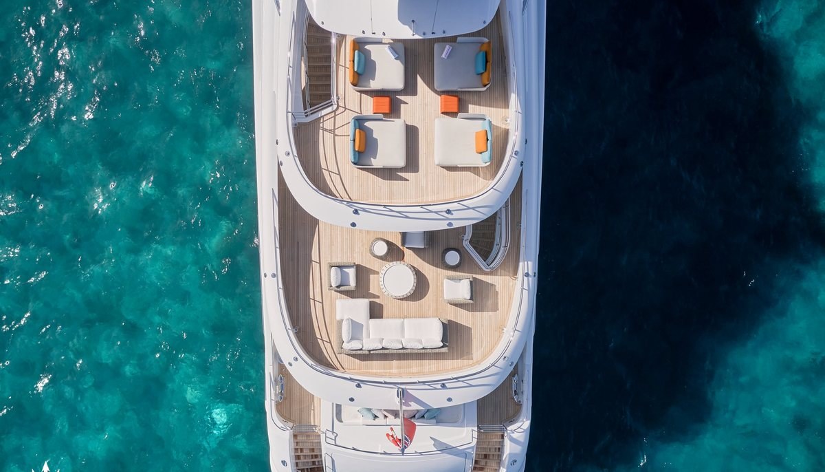 ARKADIA yacht charter 5