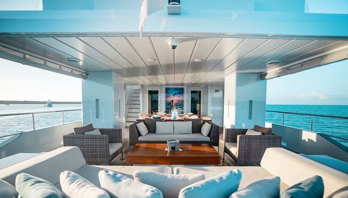 ONLY NOW yacht charter 4