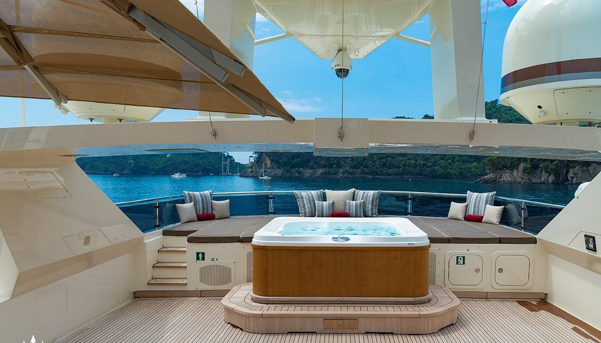 CLOUD ATLAS yacht charter 4