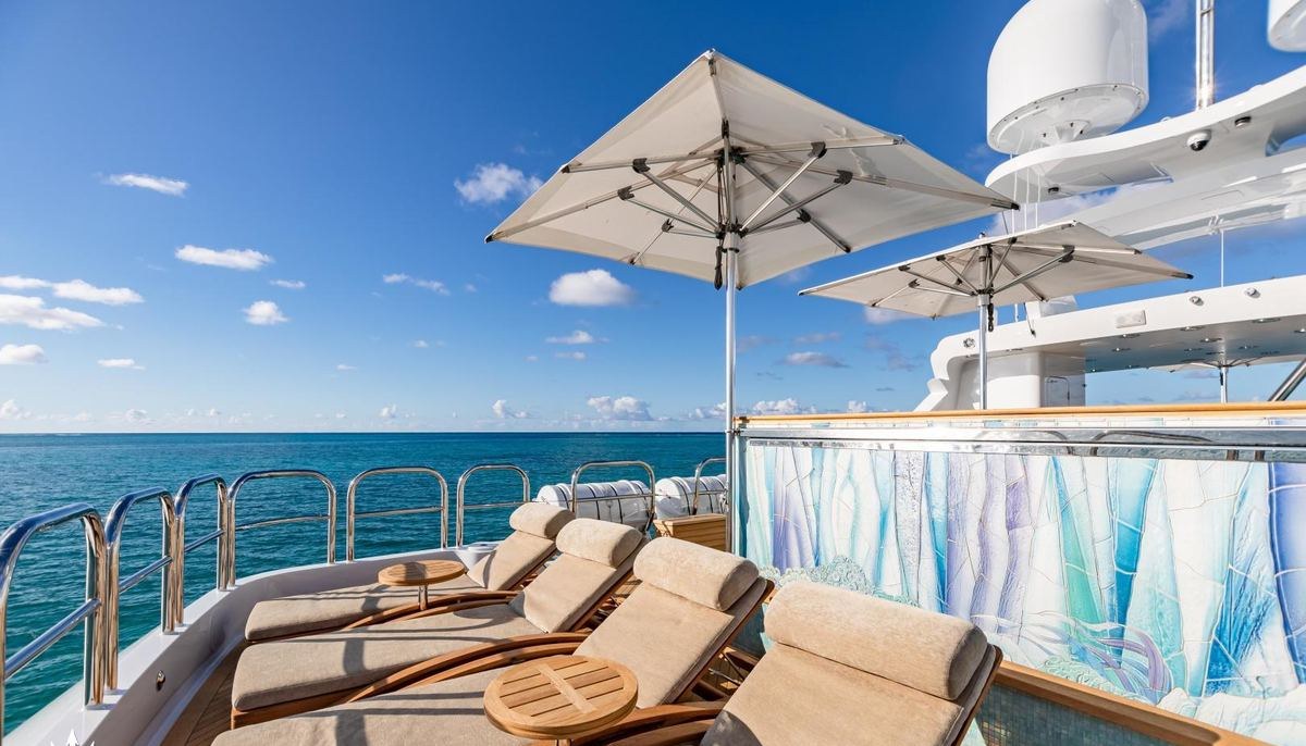 IMPROMPTU yacht charter 4