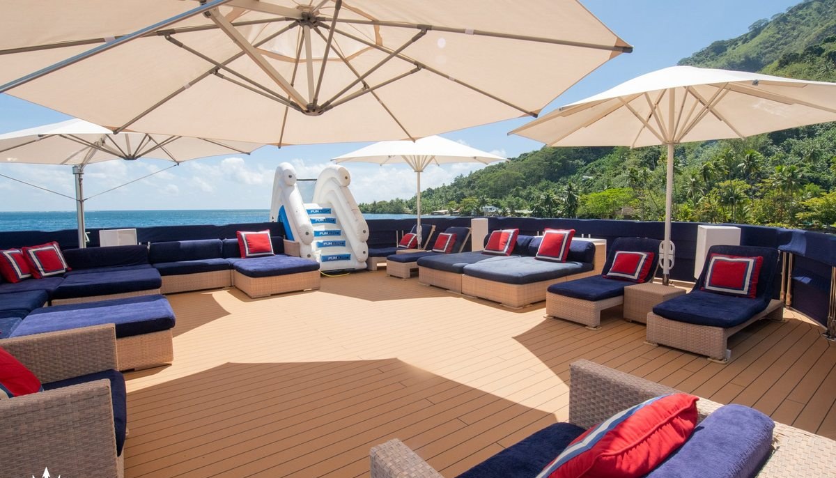 ARCTIC yacht charter 3