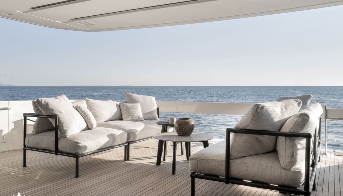 ALMA BLU yacht charter 5