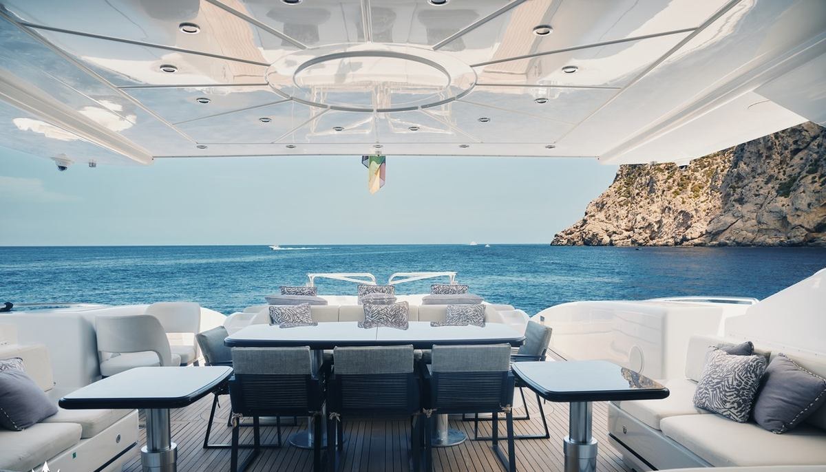 JOMAR yacht charter 4
