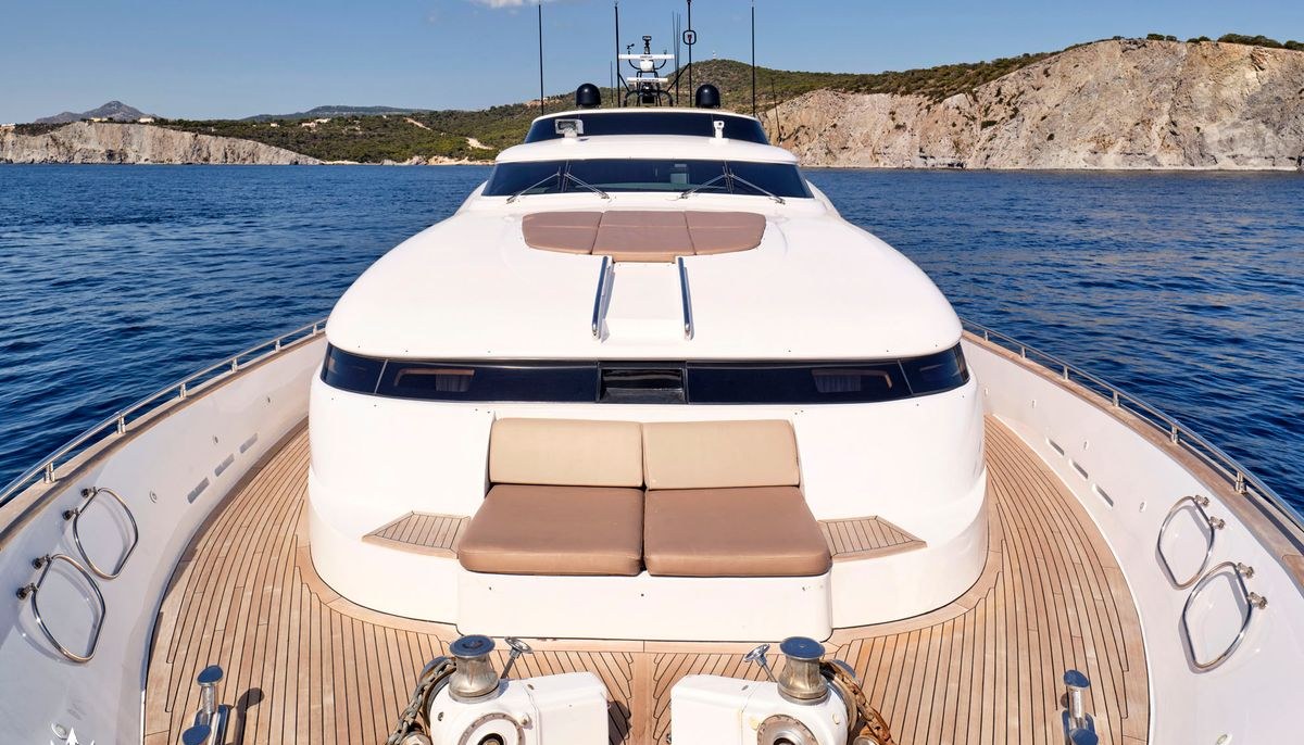 ANASA yacht charter 3