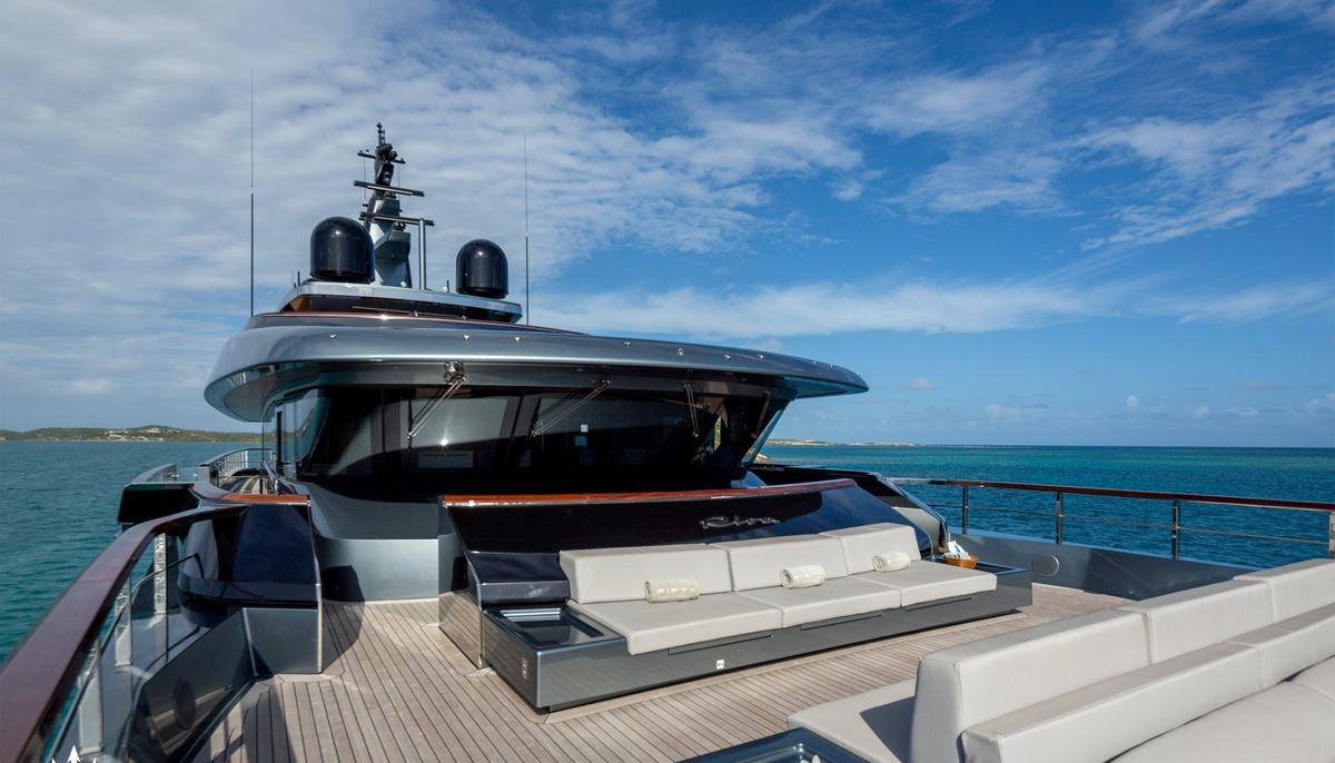 FIFTY yacht charter 3
