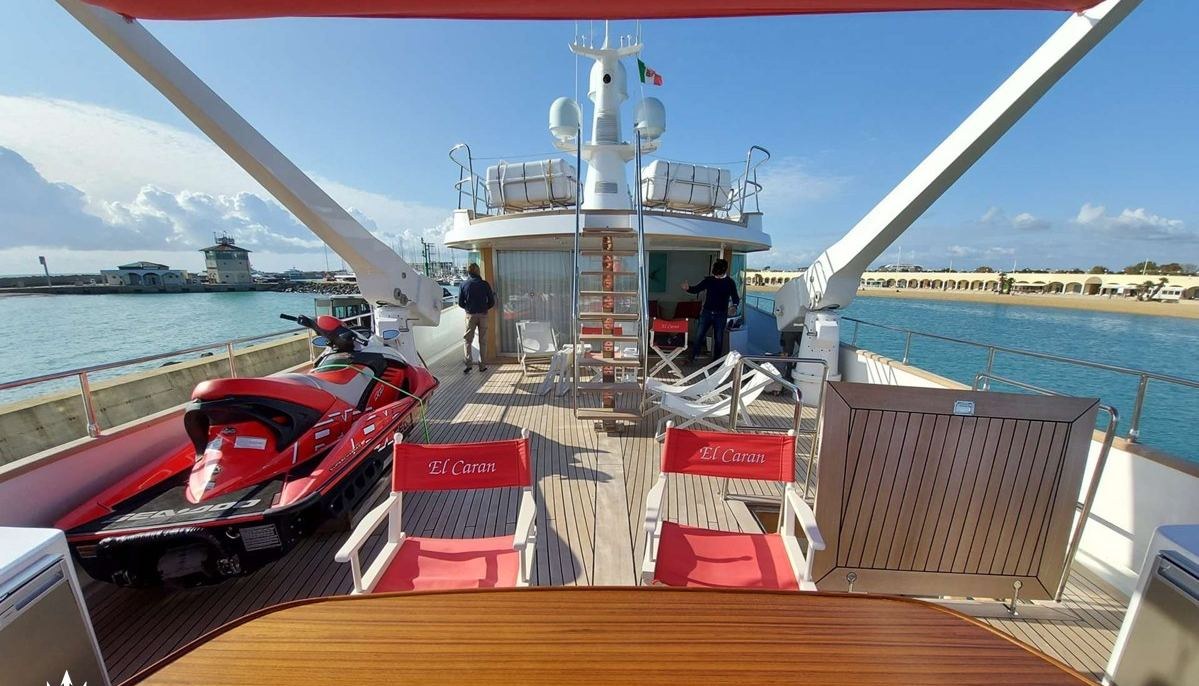 DENEB'S DAUGHTERS yacht charter 5