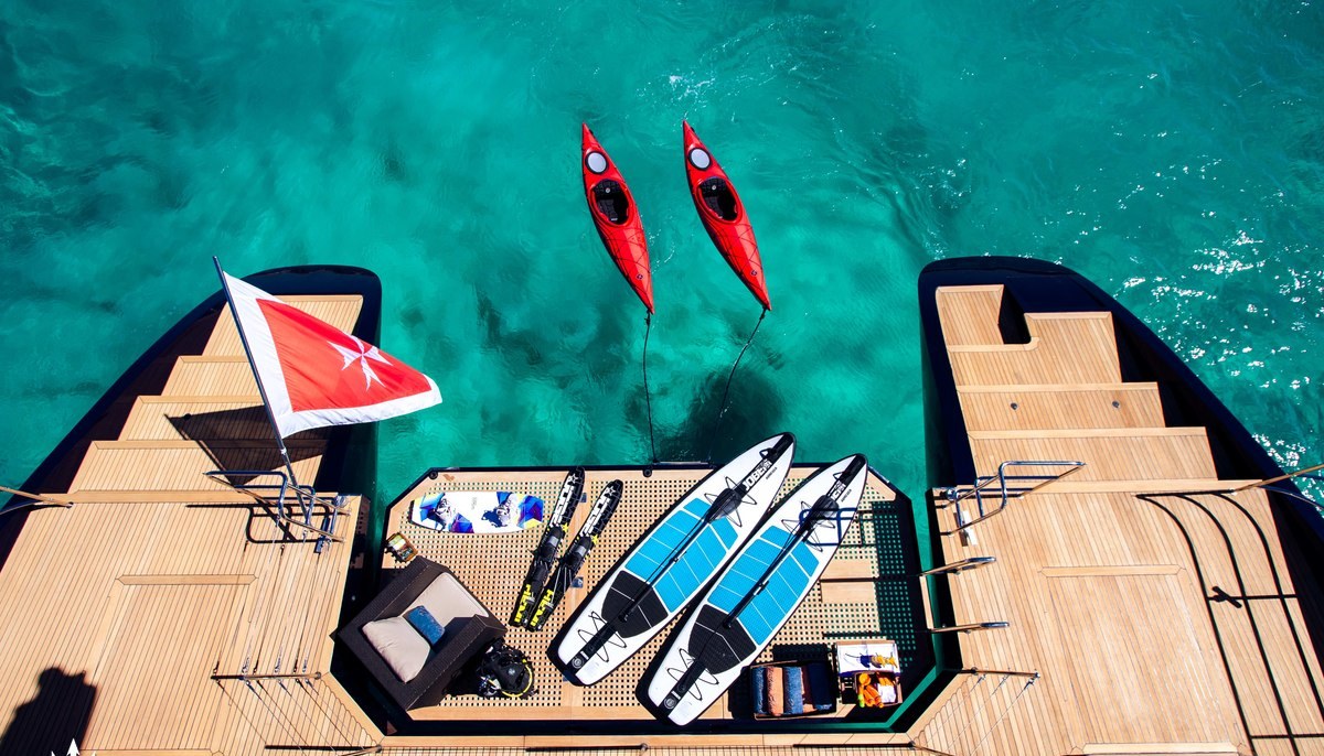 MASHUA BLUU yacht charter 5